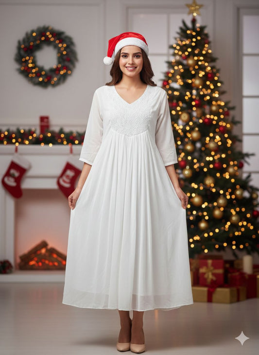 Aline Kurti along with X'mas cap